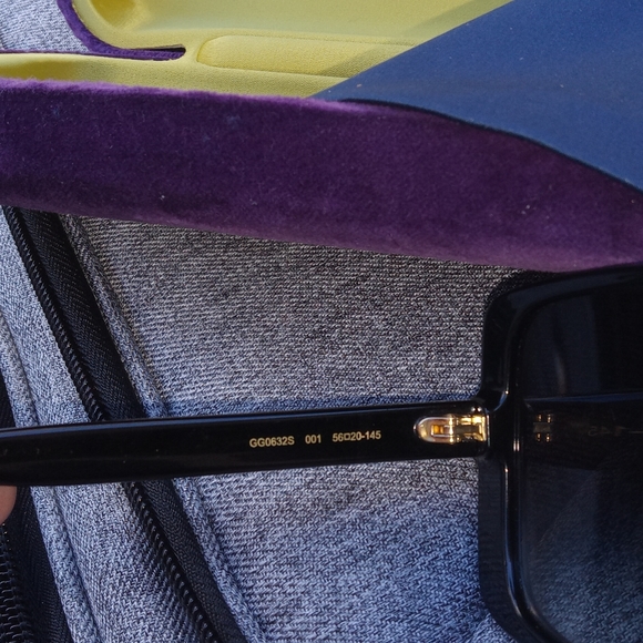Black Gucci oversized women´s sunglasses